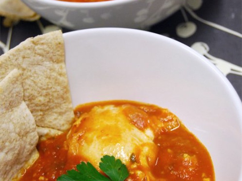 Shakshuka (Huevos en Salsa de Tomate)